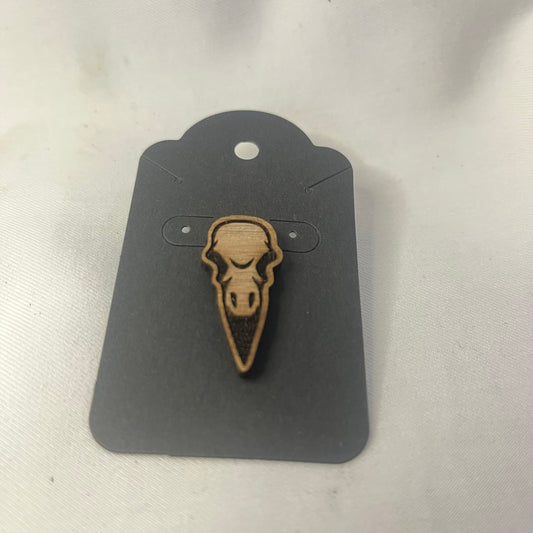 Raven Skull Pin