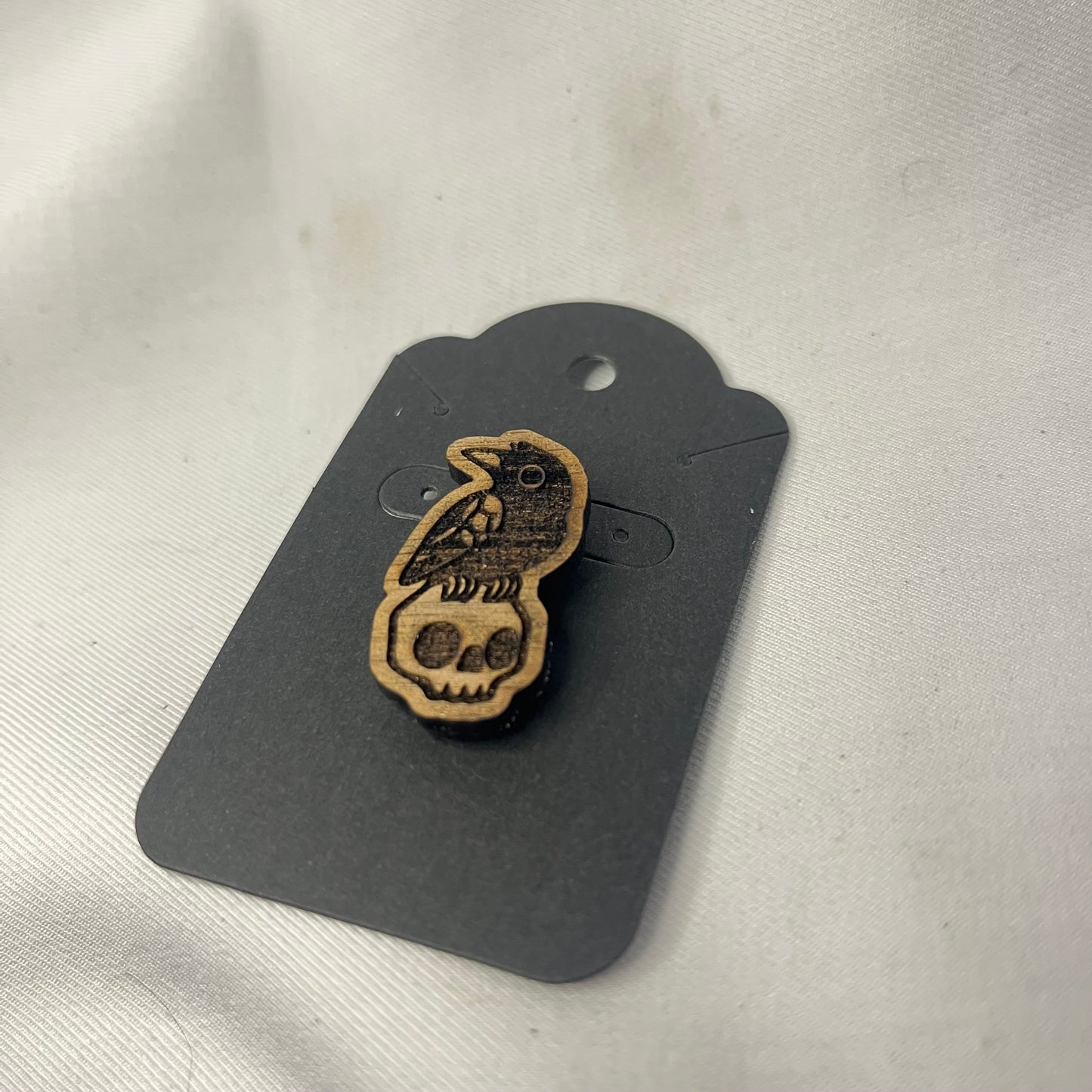 Crow Skull Pin